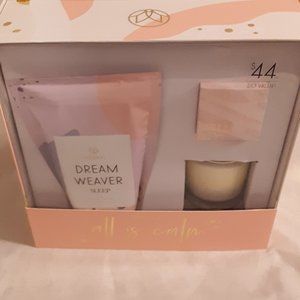 Musee All Is Calm Bath Soak, Candle & Soap Gift Se